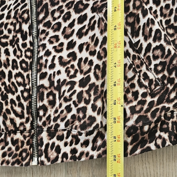 GUESS Women's Leopard-Print Bomber Jacket - Picture 11 of 12